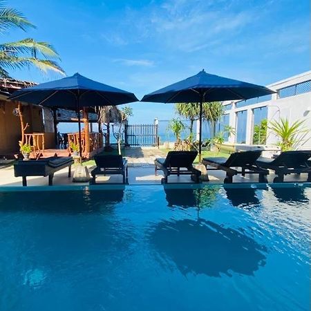 White Sand Villa - Beach Front Хикадува Екстериор снимка
